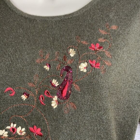 Silk Club Silk Cashmere Blend Floral Embroidered Olive Green Short Sleeve Top - Picture 4 of 7